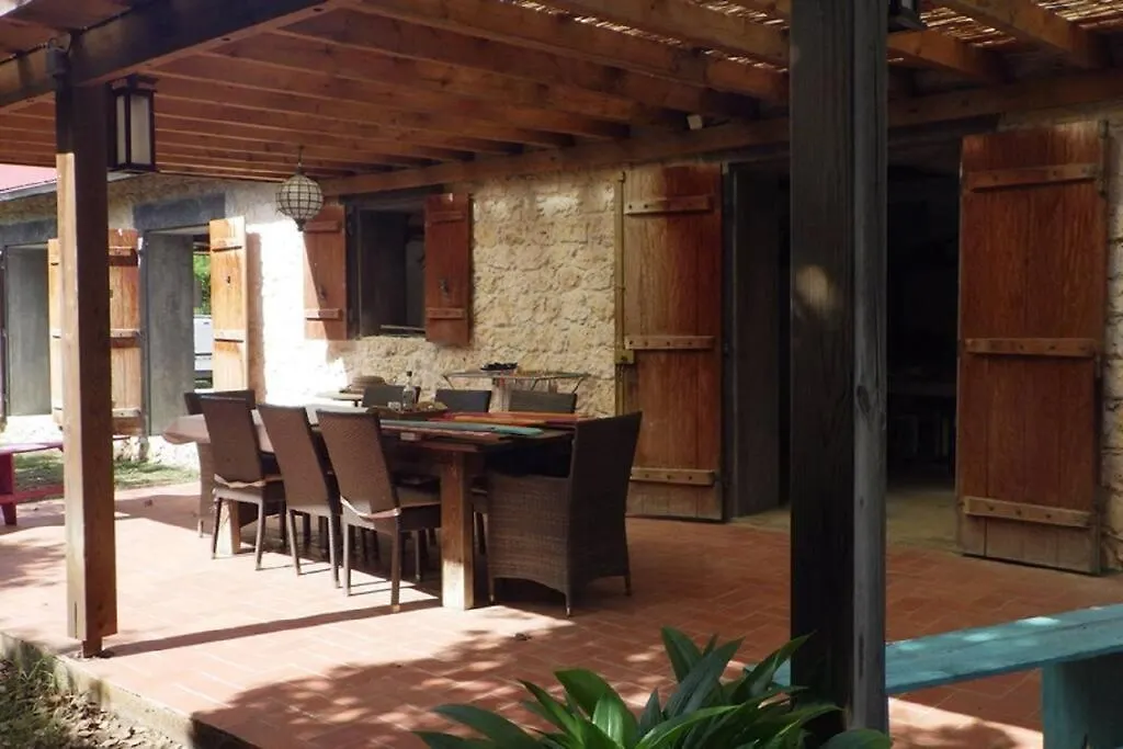 Holiday home L'Habitation Thara. Villa Le Moule