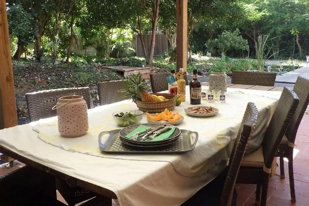 Holiday home L'Habitation Thara. Villa Le Moule