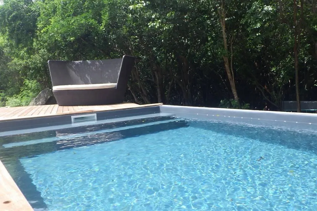 Holiday home L'Habitation Thara. Villa Le Moule